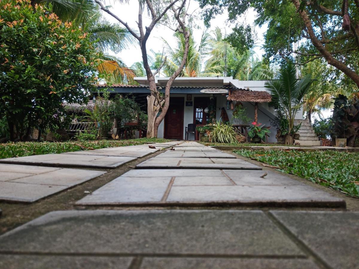 Yaye Guest House Tissamaharama Exterior foto