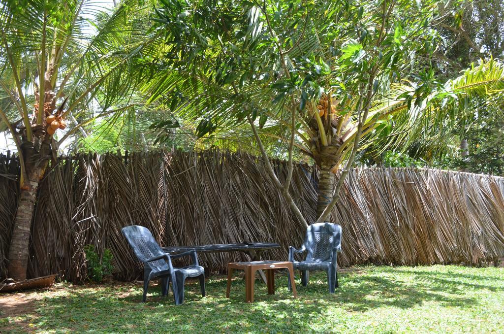 Yaye Guest House Tissamaharama Exterior foto