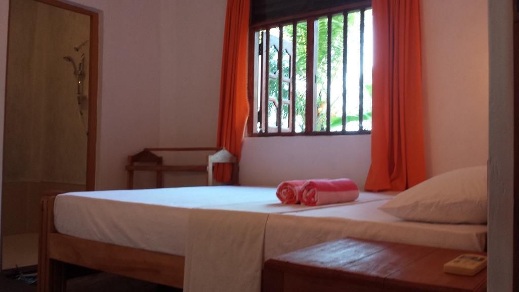 Yaye Guest House Tissamaharama Exterior foto